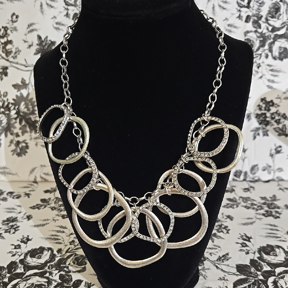 Elegant Silver Necklace Circles Sy13